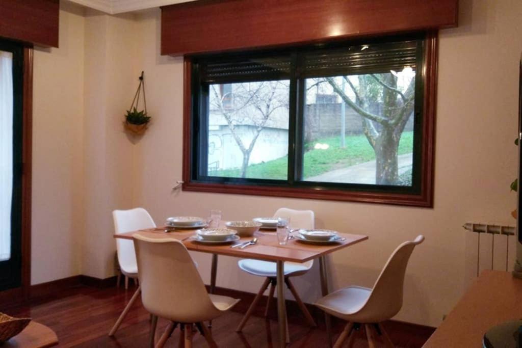 Apartamento Completo Con Parking Privado Y Wifi En San Roque Vigo Exteriér fotografie
